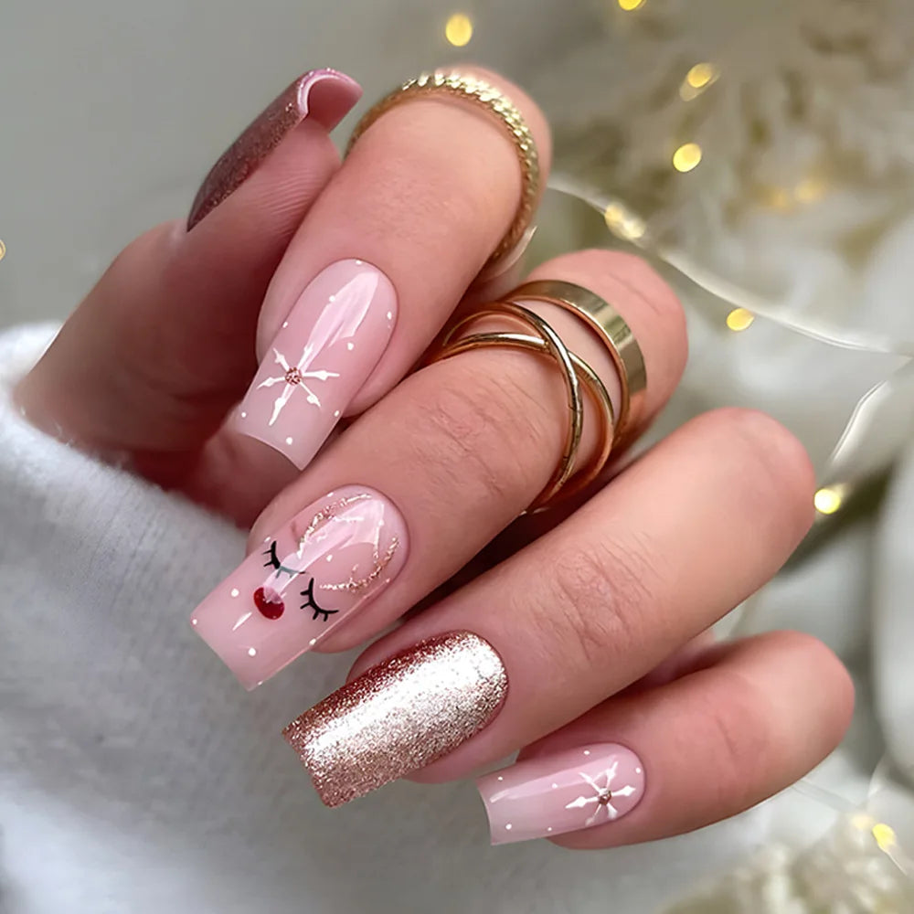 Holiday Glam Green Deer Nail Set
