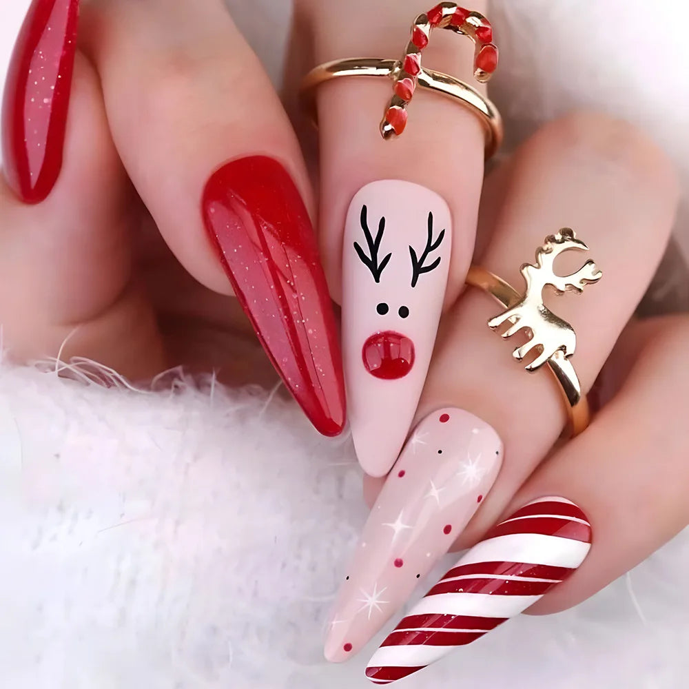 Holiday Glam Green Deer Nail Set